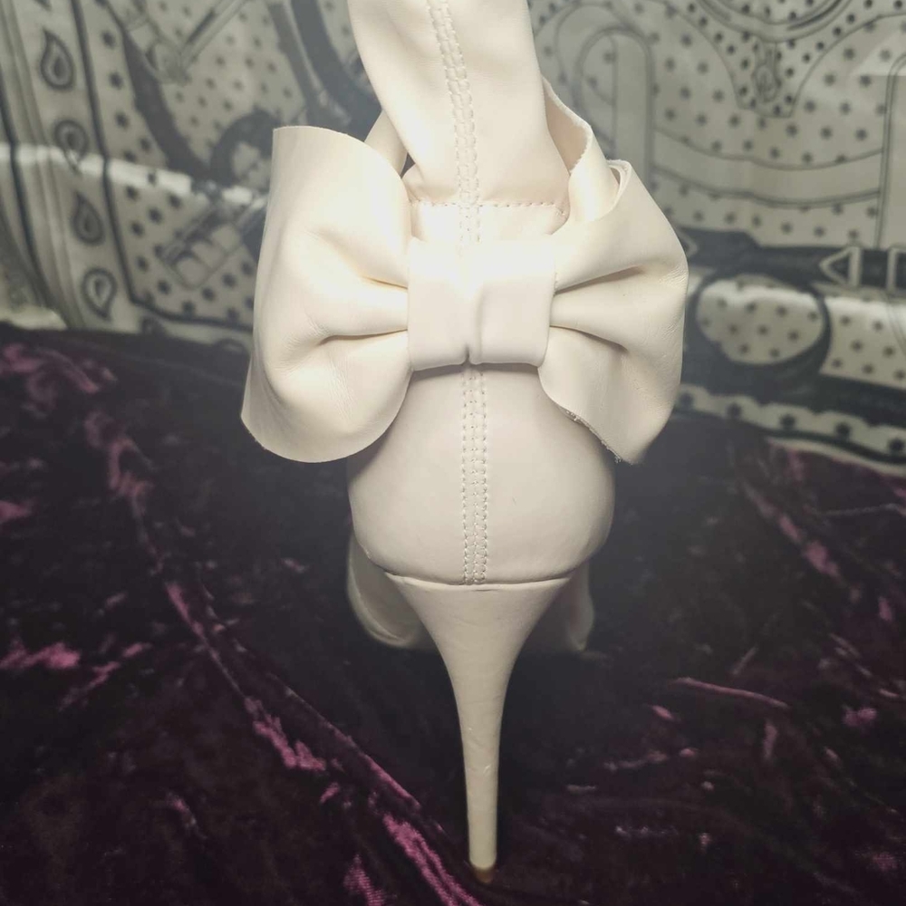 Pink Coquette Ribbon Boots size 8.5 - Picture 4 of 6
